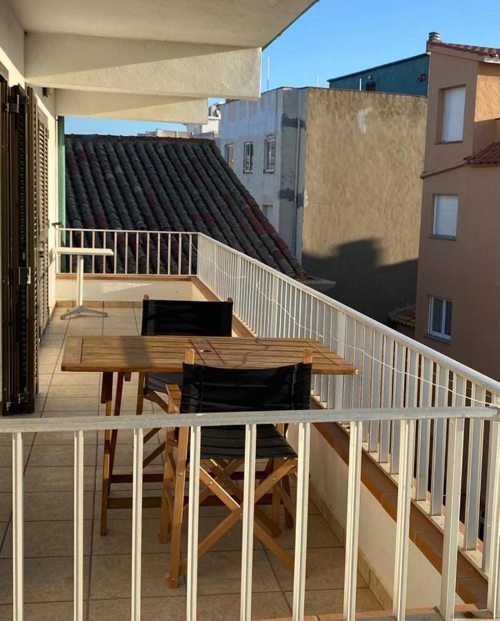 Apartamento Port De'N Perris L' Escala Exterior foto