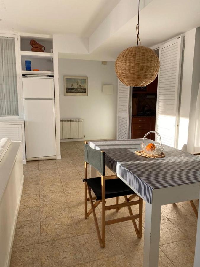 Apartamento Port De'N Perris L' Escala Exterior foto